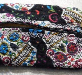 Skulls Tissue Holder / Small Case